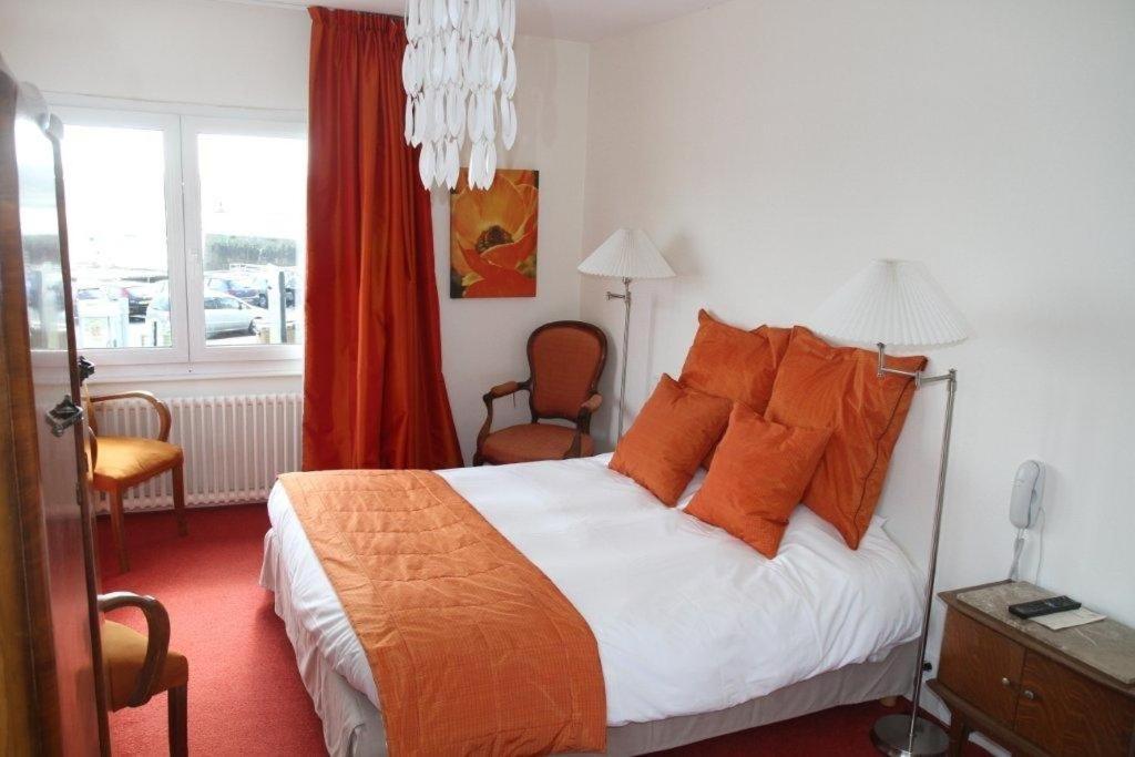 Hotel Le Suroit Perros-Guirec Bilik gambar
