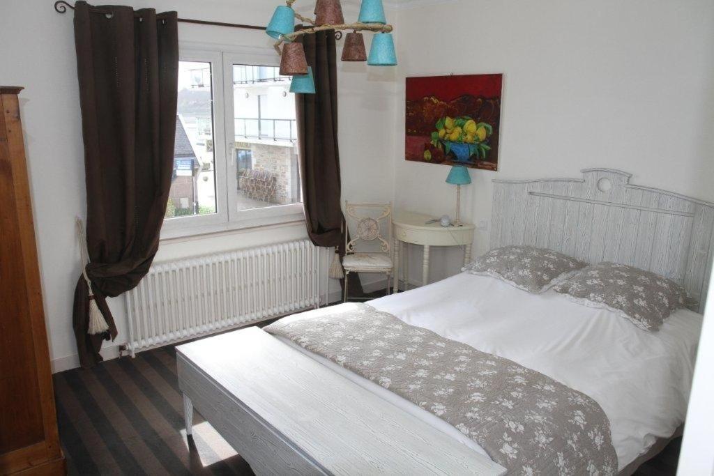 Hotel Le Suroit Perros-Guirec Bilik gambar